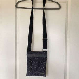 Dakine Crossbody Purse